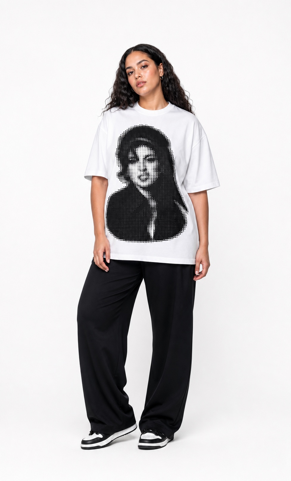 Amy Winehouse Noktasal Tişört